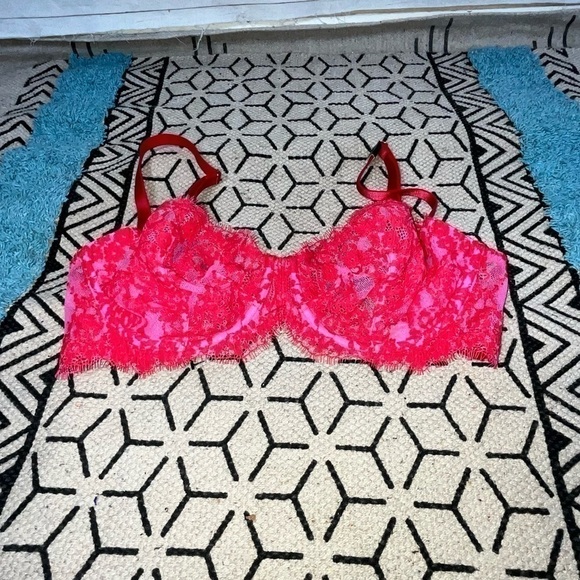 VICTORIA'S SECRET VERY SEXY UNLINED DEMI RED & PINK FLORAL LACE, SZ 34 D - Picture 6 of 9